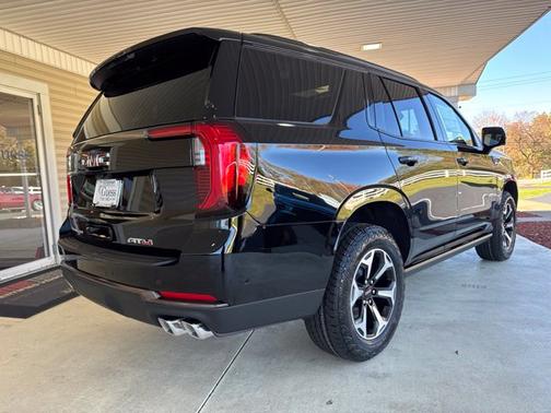 Onyx Black 2027 GMC Yukon AT4 Ultimate