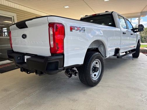 Oxford White 2026 Ford F-350 XL