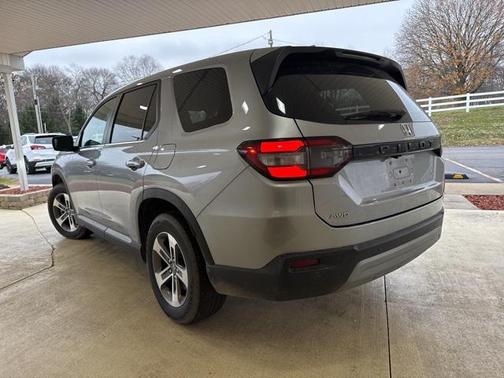 2024 Honda Pilot EX-L 7 Passenger