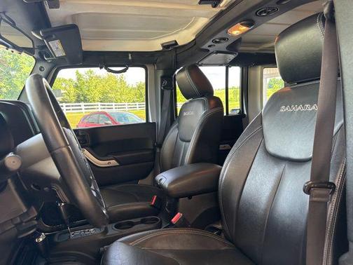 Billet Silver Metallic Clearcoat 2017 Jeep Wrangler Unlimited Sahara
