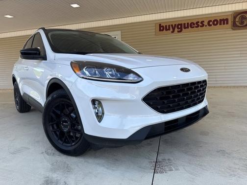 White Metallic 2022 Ford Escape SEL