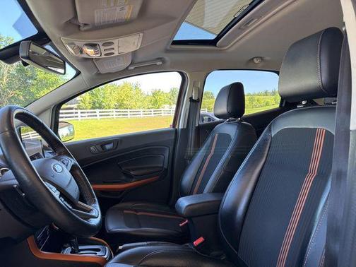 Canyon Ridge Metallic 2018 Ford EcoSport SES