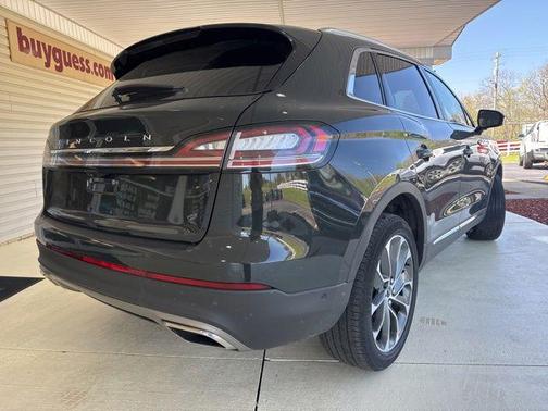 Gilded Green Metallic Clearcoat 2023 Lincoln Nautilus Reserve