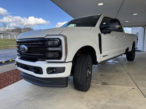 2026 Ford F-350 Platinum