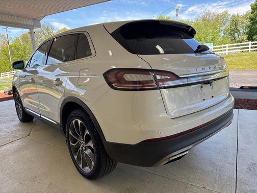Pristine White Metallic Tri-Coat 2023 Lincoln Nautilus Reserve