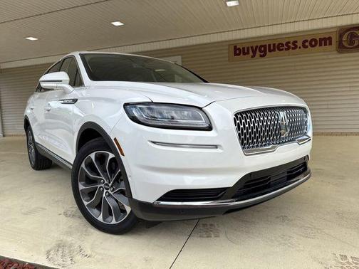 Pristine White Metallic Tri-Coat 2023 Lincoln Nautilus Reserve
