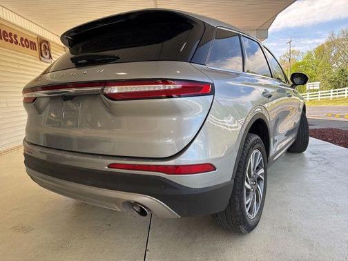 Silver Radiance Metallic Clearcoat 2023 Lincoln Corsair Standard
