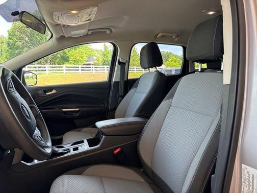 Ingot Silver 2017 Ford Escape SE