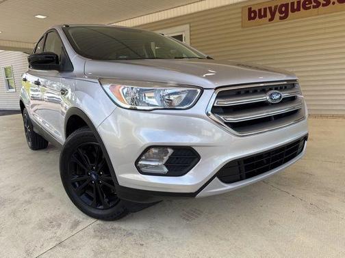 Ingot Silver 2017 Ford Escape SE