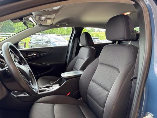 Lakeshore Blue Metallic 2024 Chevrolet Malibu LT