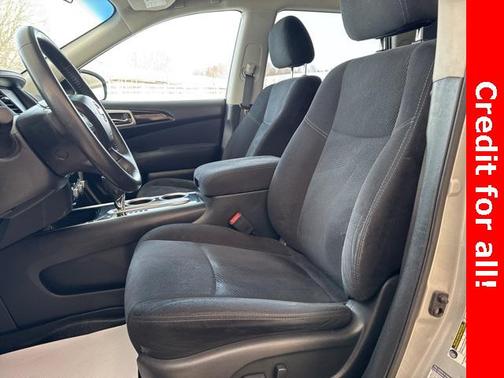 2013 Nissan Pathfinder SV