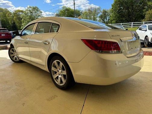 White Diamond Tricoat 2010 Buick LaCrosse CXL