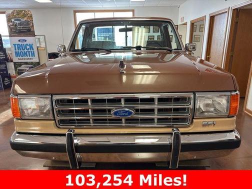 1990 Ford F-150 XLT Lariat