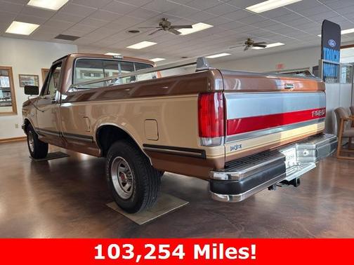 1990 Ford F-150 XLT Lariat