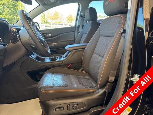 2023 GMC Acadia AWD AT4