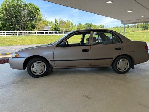 Silver Stream Opal 2000 Toyota Corolla VE