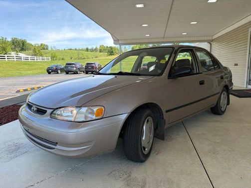 Silver Stream Opal 2000 Toyota Corolla VE