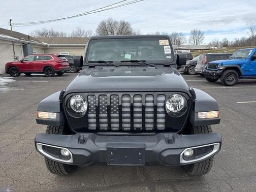 2022 Jeep Gladiator Sport S