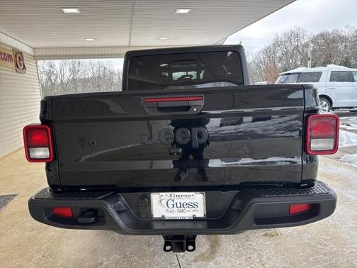 2022 Jeep Gladiator Sport S