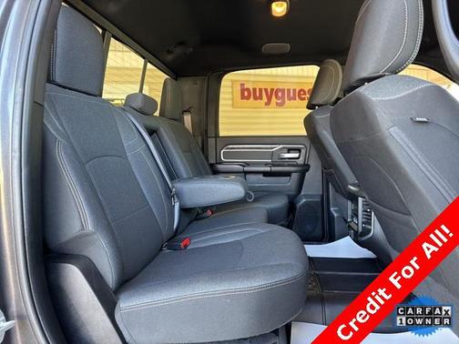 2022 RAM 3500 Big Horn Crew Cab 4x4 8' Box