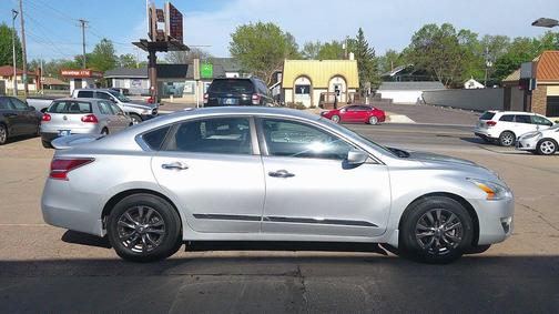 Brilliant Silver 2015 Nissan Altima 2.5 S