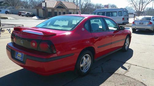 2004 Chevrolet Impala Base