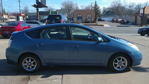 2005 Toyota Prius Base