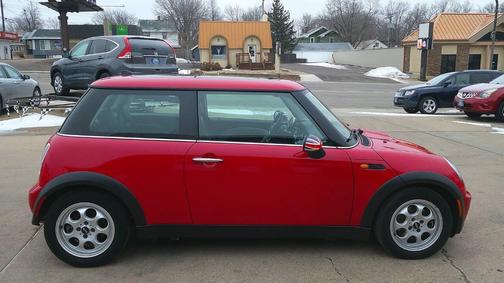 2005 MINI Cooper S Base