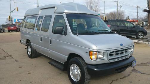 1997 Ford Club Wagon XL