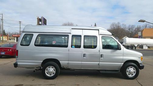 1997 Ford Club Wagon XL