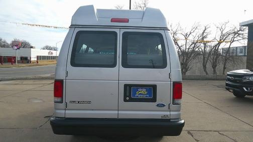 1997 Ford Club Wagon XL