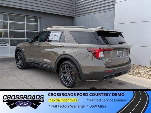 2026 Ford Explorer ST-Line