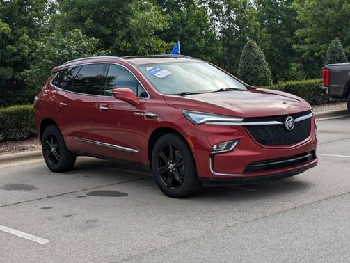 2024 Buick Enclave ESSENCE