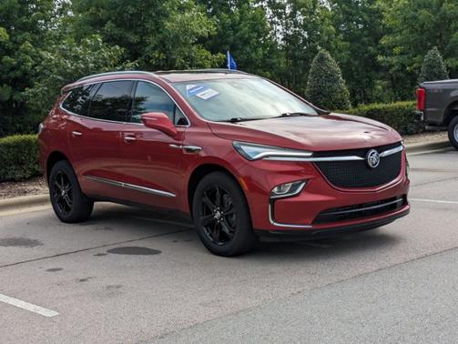 2024 Buick Enclave ESSENCE