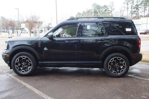 Shadow Black 2026 Ford Bronco Sport Outer Banks