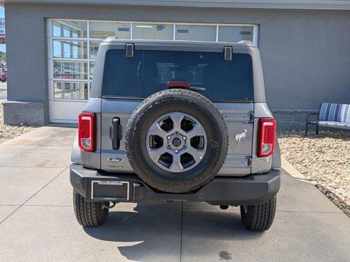 Gray Metallic 2025 Ford Bronco Big Bend