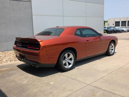 2021 Dodge Challenger SXT