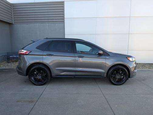 2022 Ford Edge ST LINE