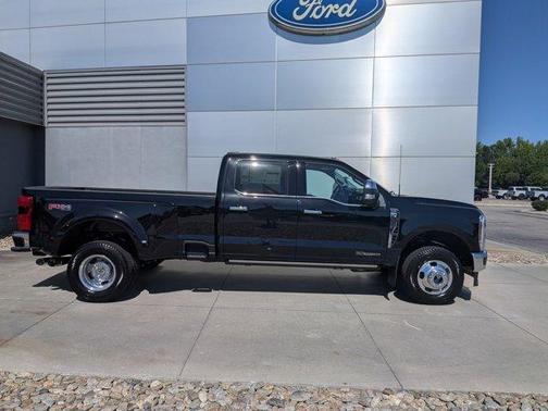 Black 2026 Ford F-350 Lariat Super Duty