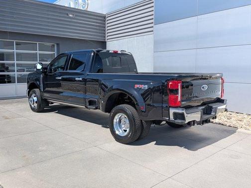 Black 2026 Ford F-350 Lariat Super Duty