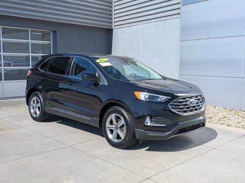 Agate Black Metallic 2022 Ford Edge SEL