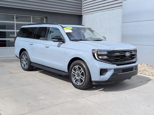 Gray Metallic 2025 Ford Expedition Max Active