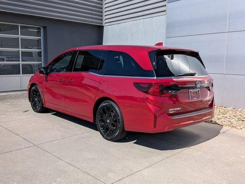 Radiant Red Metallic II 2025 Honda Odyssey Sport-L