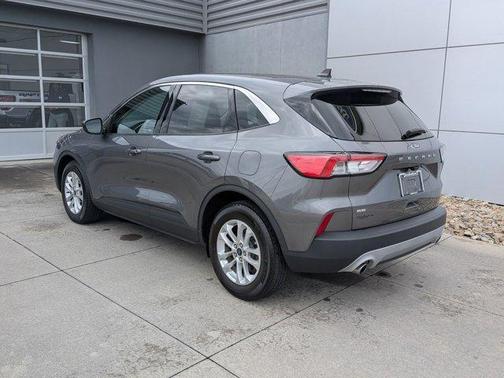 Carbonized Gray Metallic 2022 Ford Escape SE