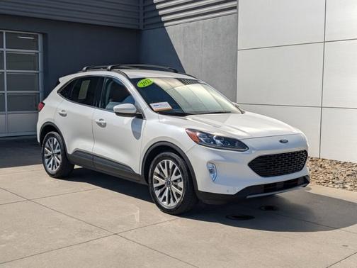 2022 Ford Escape TITANIUM