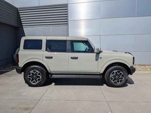 Beige 2026 Ford Bronco Outer Banks