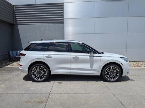 Pristine White 2020 Lincoln Corsair Reserve