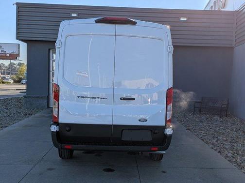 2026 Ford Transit-250 148 WB Medium Roof Cargo