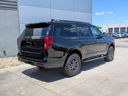 Black Metallic 2026 Ford Expedition Tremor