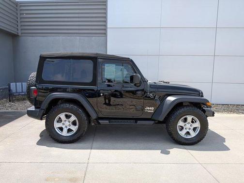 Black Clearcoat 2019 Jeep Wrangler Sport